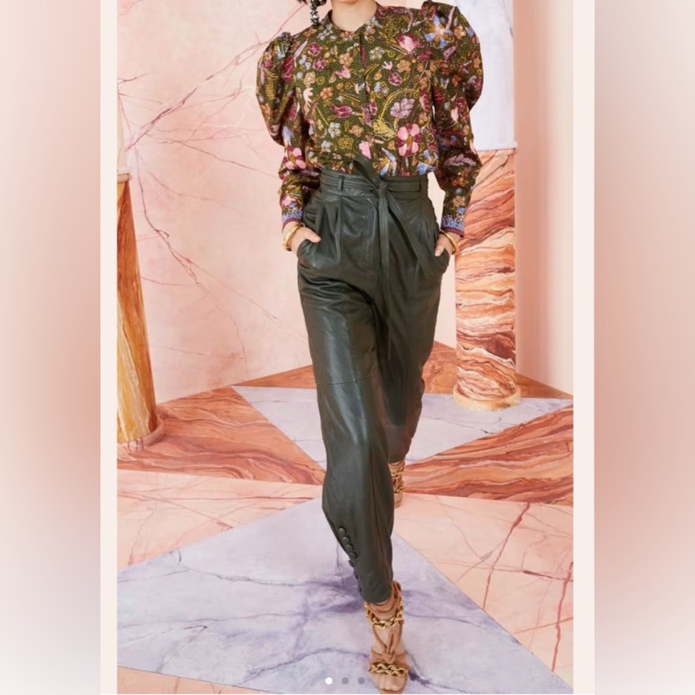 Ulla Johnson Navona High-Rise Leather Pants. Size 8.
Color-Green